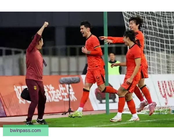 拳击拜合拉木被罚下后越南后卫范理德发文向球迷致歉表达悔意风波